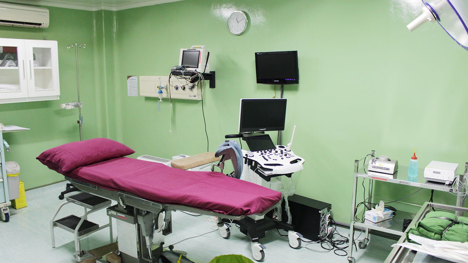 Ruang-Operasi-IVF-Clinic-Bali-Royal-Fertility-1