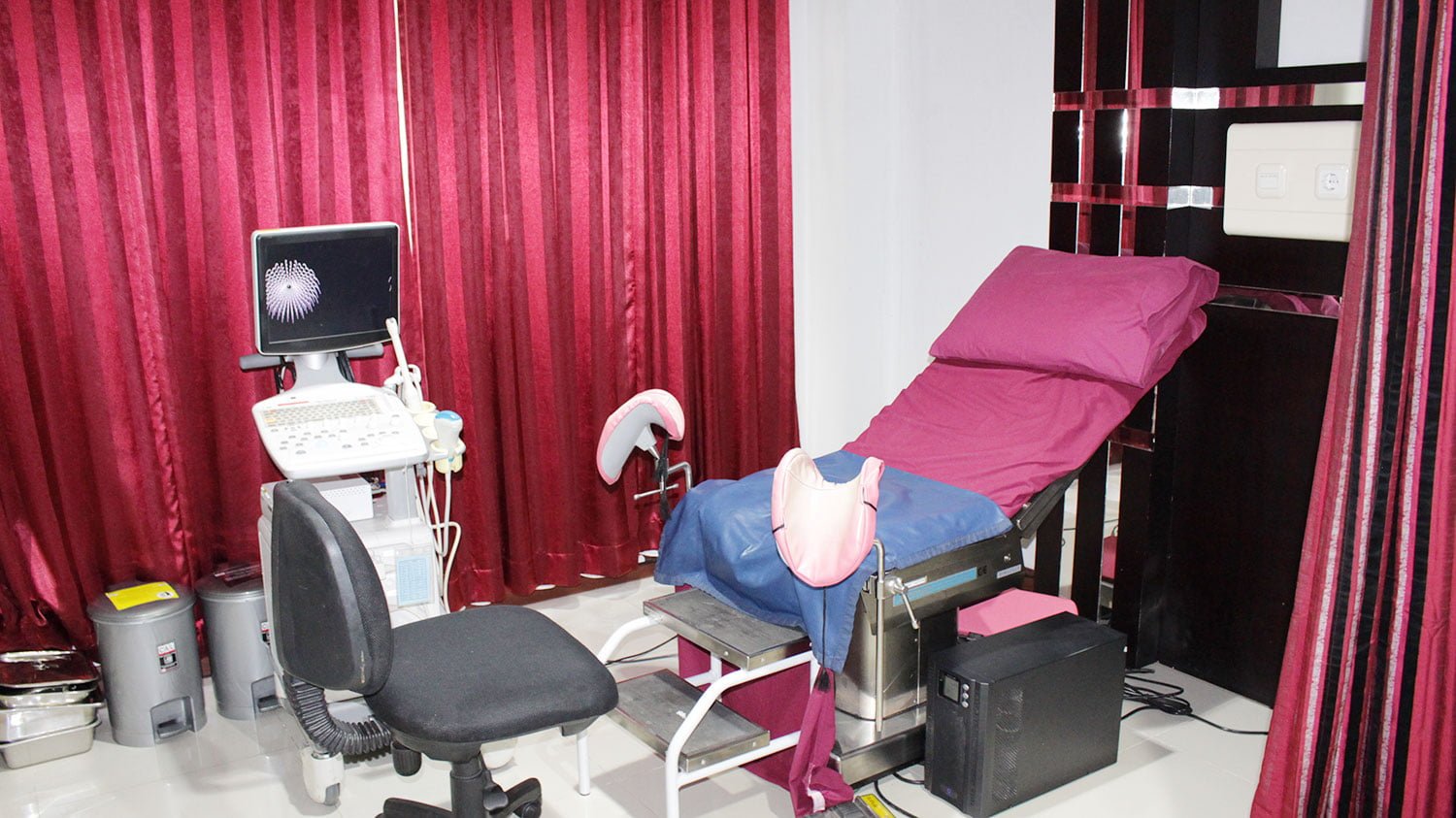 Ruang-USG-IVF-Clinic-Bali-Royal-Fertility-2